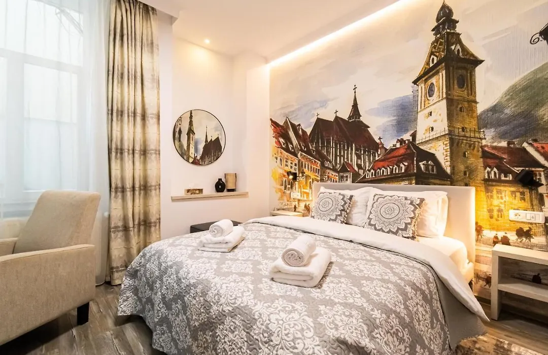 Okbrasov - Apartment & Studio In The Heart Of Old Town, Moments Away From The Black Church-1